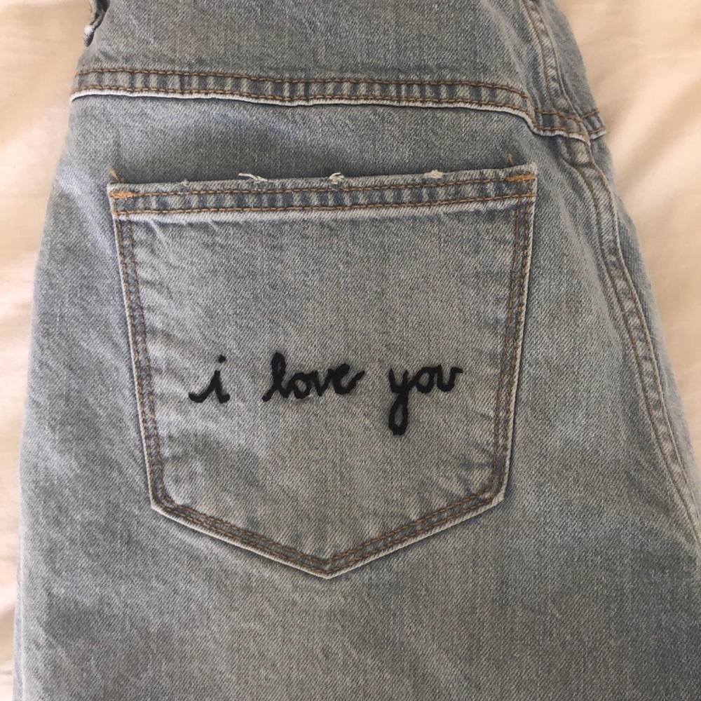 Custom embroidered jeans - Picture 3 of 7